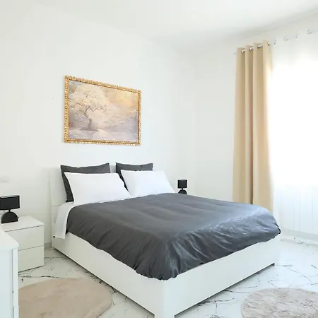 Apartament Free Parking Elmi - Due Passi Dal Maggiore *