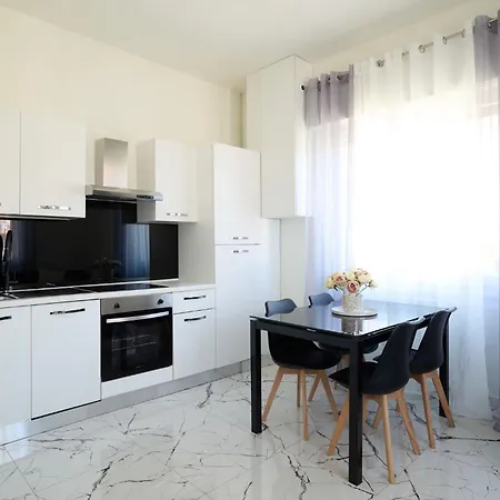 Free Parking Elmi - Due Passi Dal Maggiore Apartament Arona