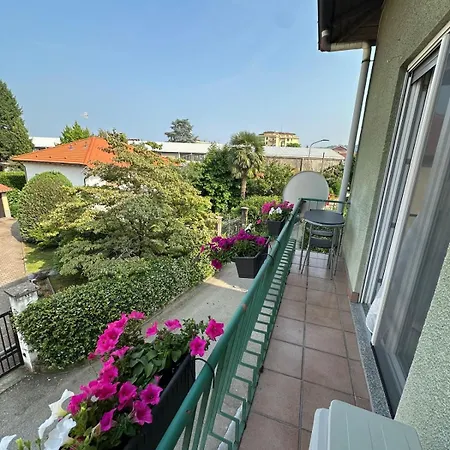 Free Parking Elmi - Due Passi Dal Maggiore شقة أرونا