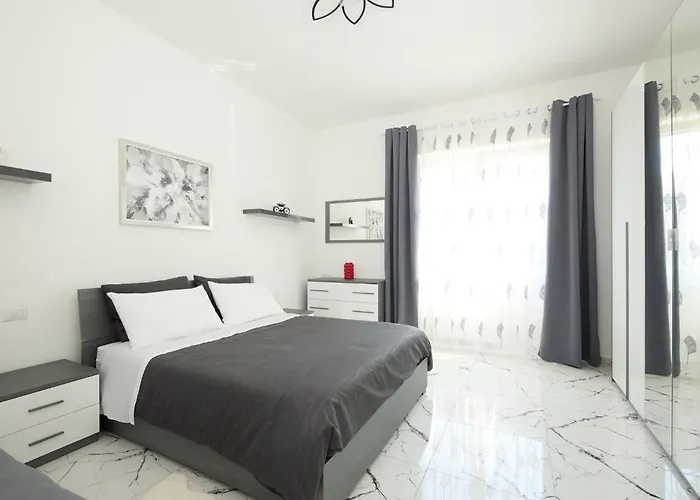 Apartment Free Parking Elmi - Due Passi Dal Maggiore