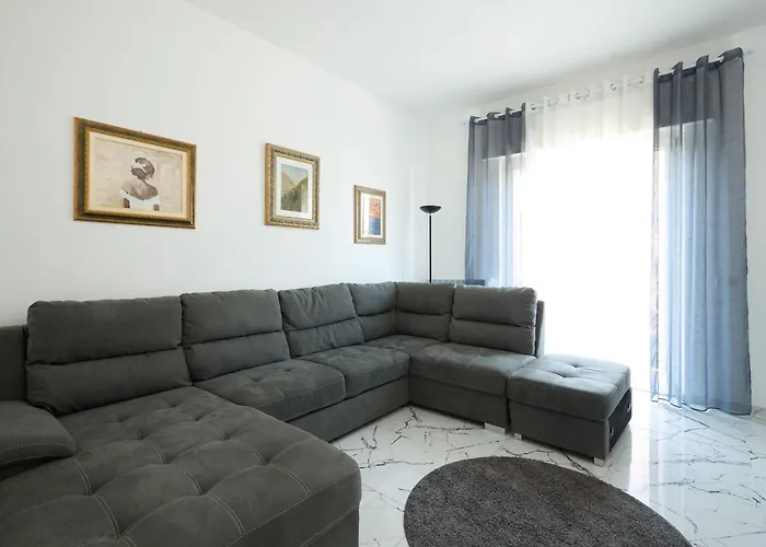 Apartamento Free Parking Elmi - Due Passi Dal Maggiore