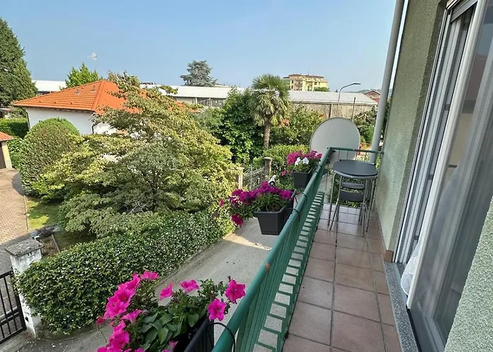 Free Parking Elmi - Due Passi Dal Maggiore Apartment Arona