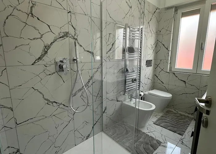 Free Parking Elmi - Due Passi Dal Maggiore Apartment